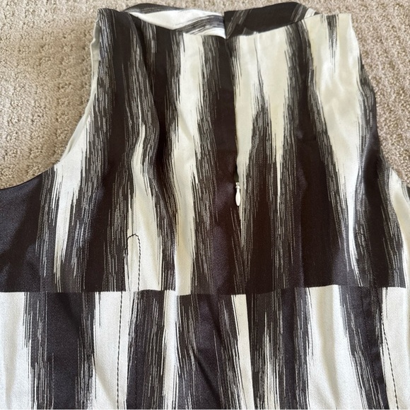 Carlisle sleeveless dress, cowl neck, Brown and white abstract Size 6 - Picture 15 of 16